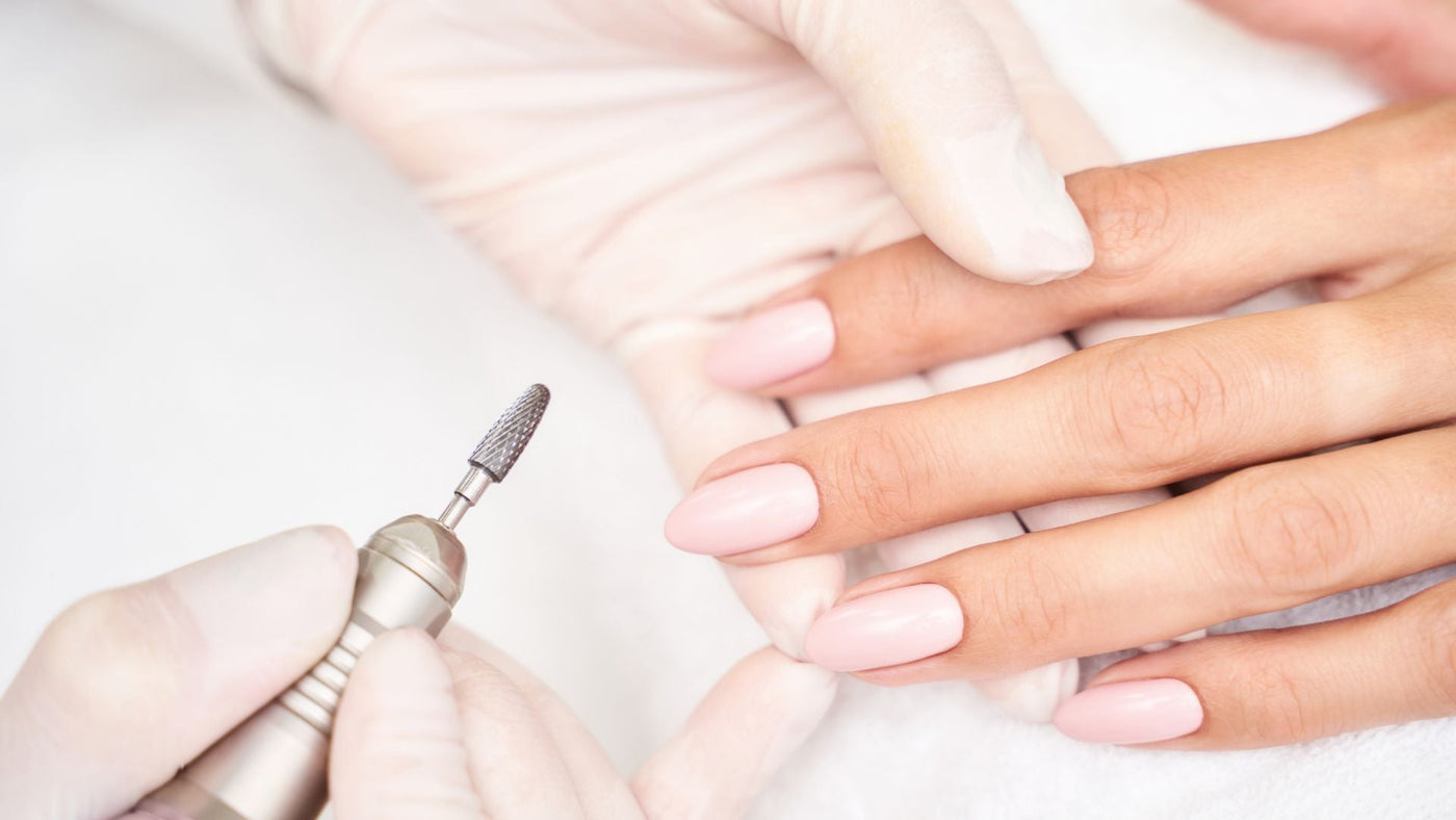 7 Ways to Keep Your Nails Strong at Home